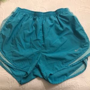 Nike Tempo Shorts size medium